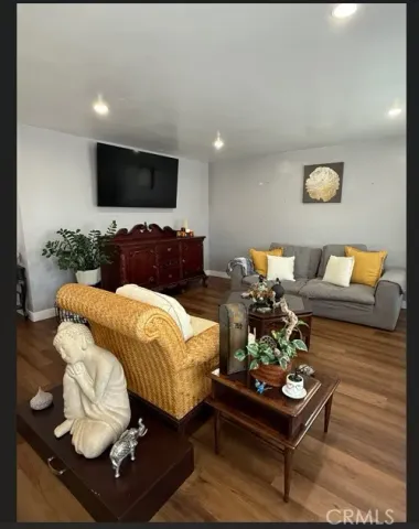 $425,000 | 17701 Avalon, Unit 400, Carson, CA 90745