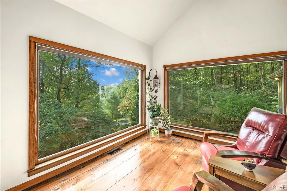935 Spring Hill Road Riegelsville, PA 18077 - Photo 8 of 50