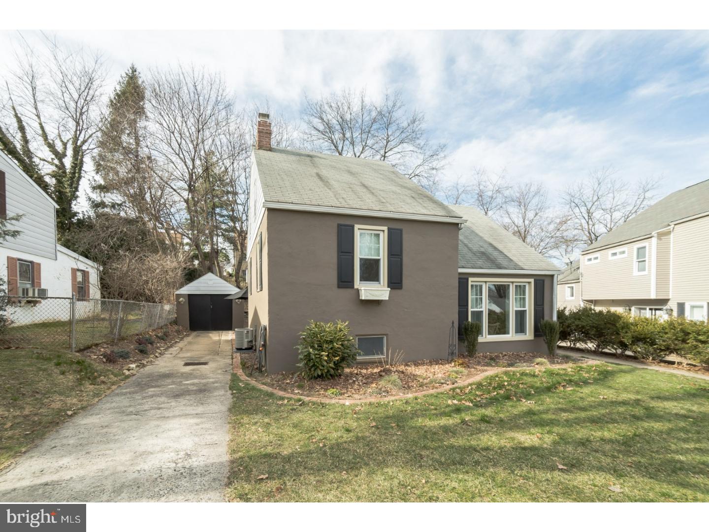 848 East Cathedral Road Philadelphia, PA 19128 - Photo 2 of 24