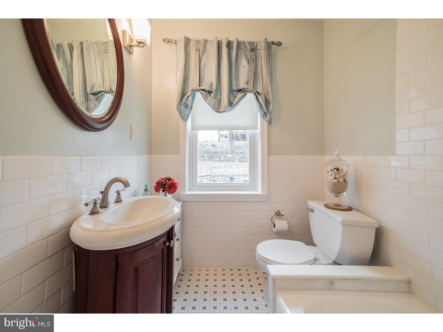 848 East Cathedral Road Philadelphia, PA 19128 - Photo 15 of 24