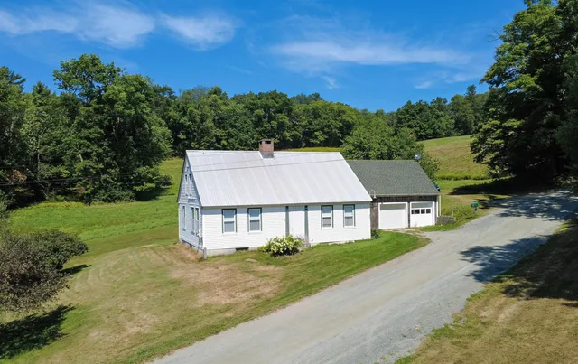 $375,000 | 1247 High Ridge Road, Waterford, VT 05819