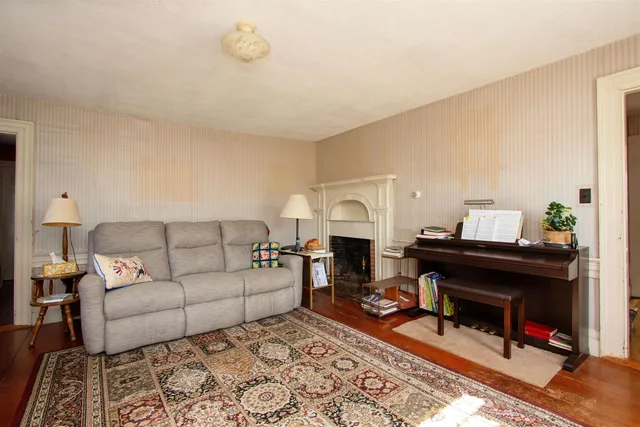 $375,000 | 1247 High Ridge Road, Waterford, VT 05819