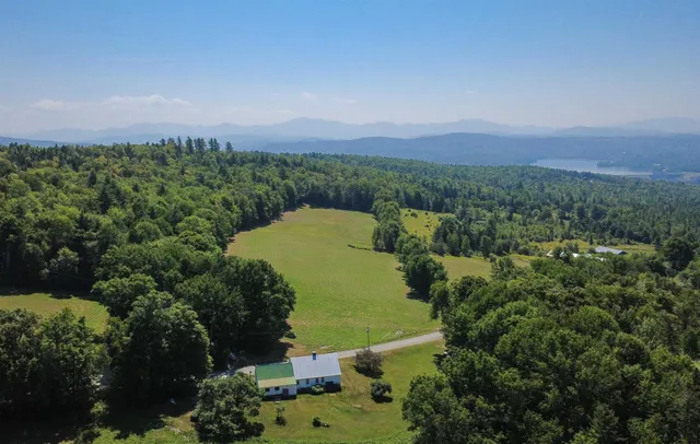 $375,000 | 1247 High Ridge Road, Waterford, VT 05819