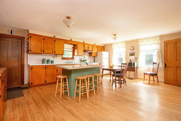 $350,000 | 1247 High Ridge Road, Waterford, VT 05819