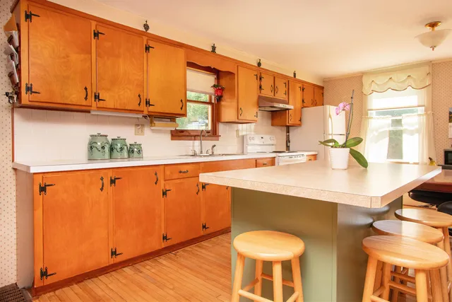 $375,000 | 1247 High Ridge Road, Waterford, VT 05819