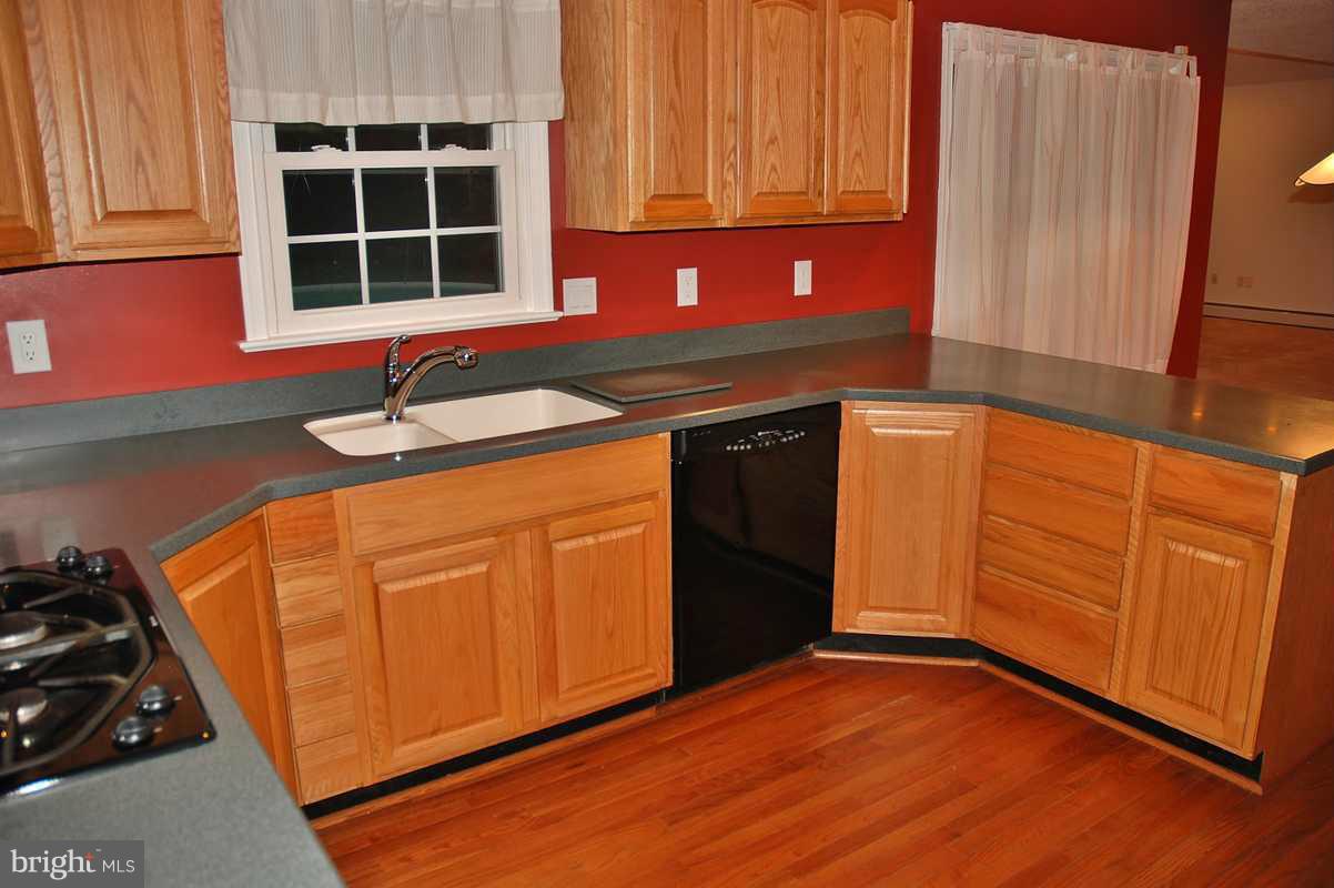 6300 Landover Road Cheverly, MD 20785 - Photo 2 of 20 Kitchen