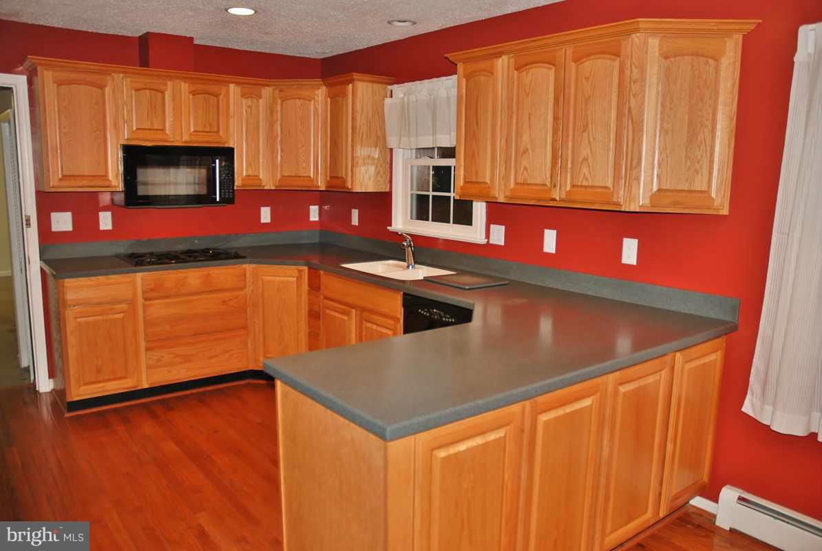 6300 Landover Road Cheverly, MD 20785 - Photo 3 of 20 Kitchen