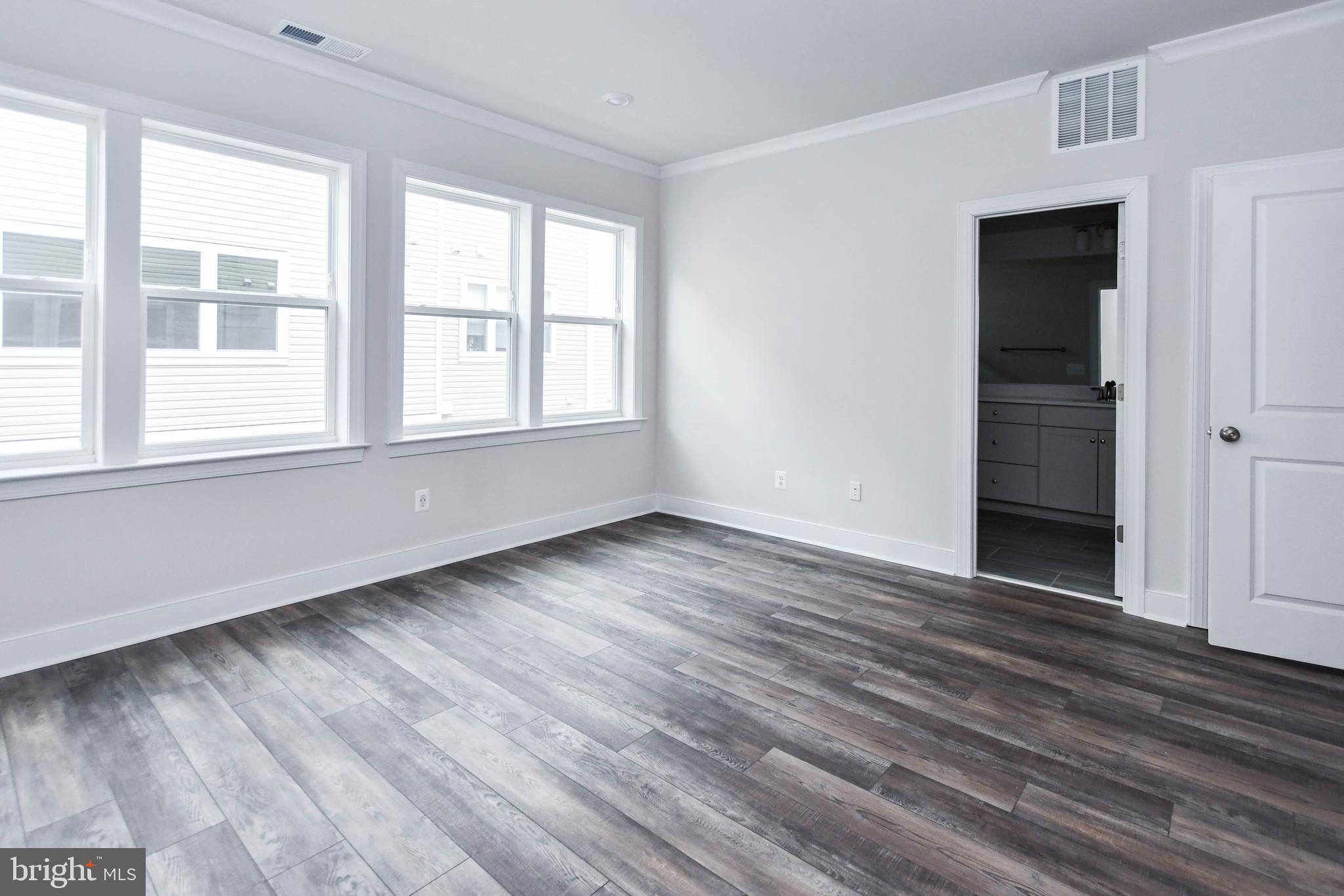 8269 Front Loop Rockville, MD 20855 - Photo 17 of 35