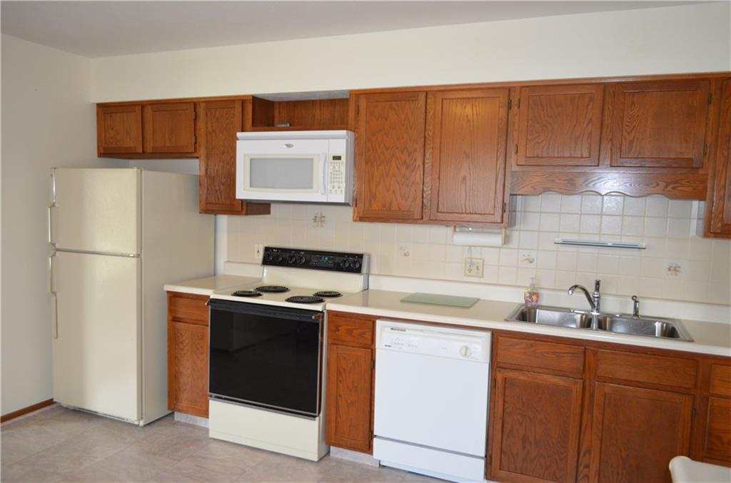 1137 Foxboro Road, Unit 1137 Springfield, OH 45503 - Photo 3 of 25