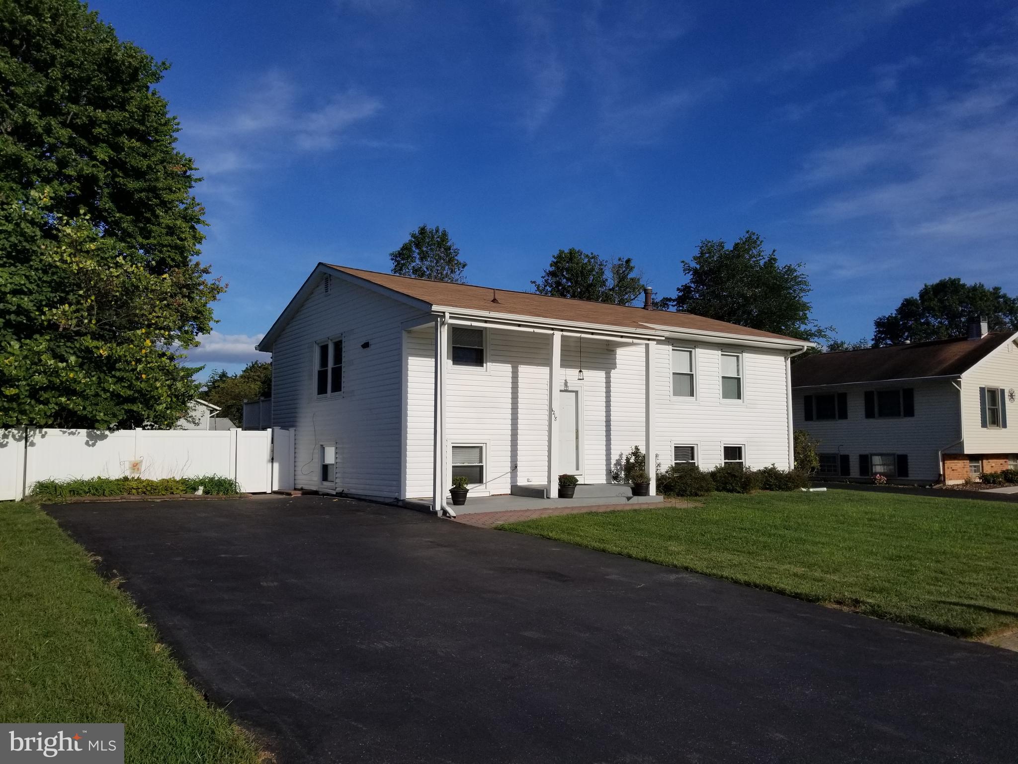 1218 Pinefield Road Newark, DE 19713 - Photo 1 of 16