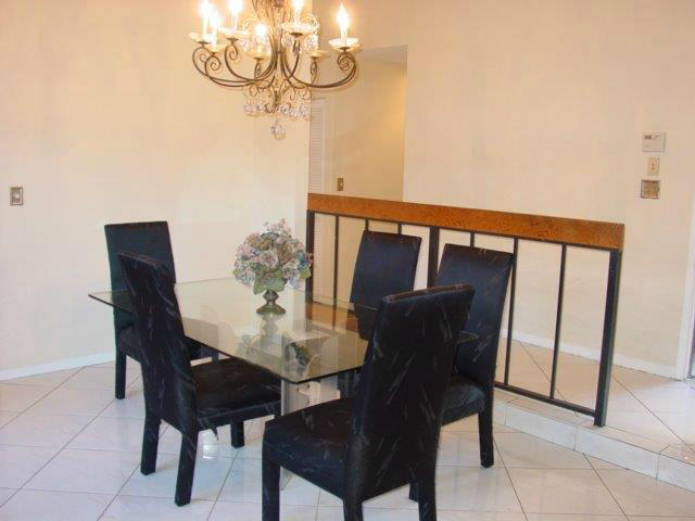 20970 Woodspring Avenue Boca Raton, FL 33428 - Photo 3 of 15 Dining Room