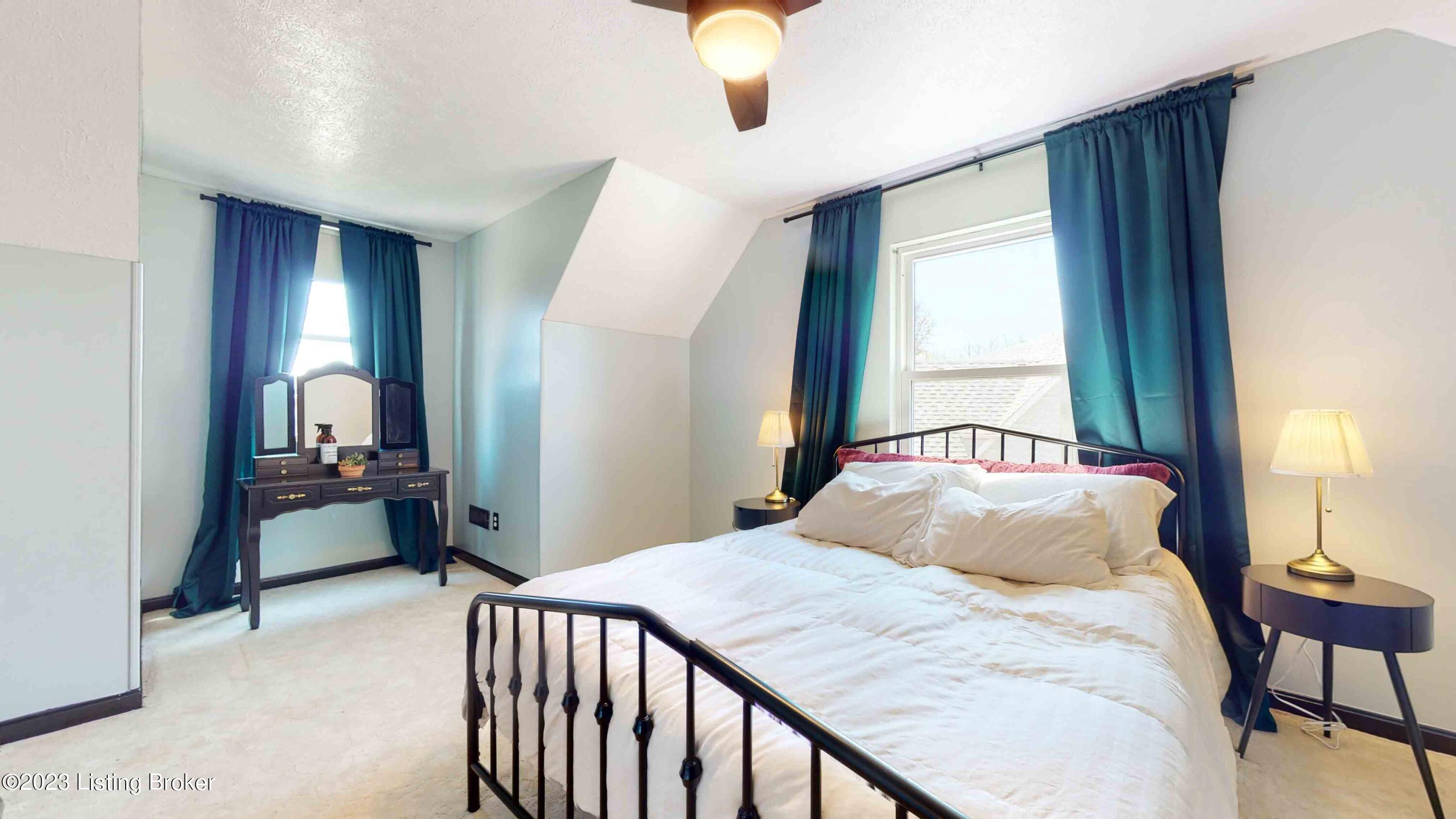 9802 Spring Pointe Court Louisville, KY 40229 - Photo 24 of 80 9802-Spring-Pointe-Ct_024