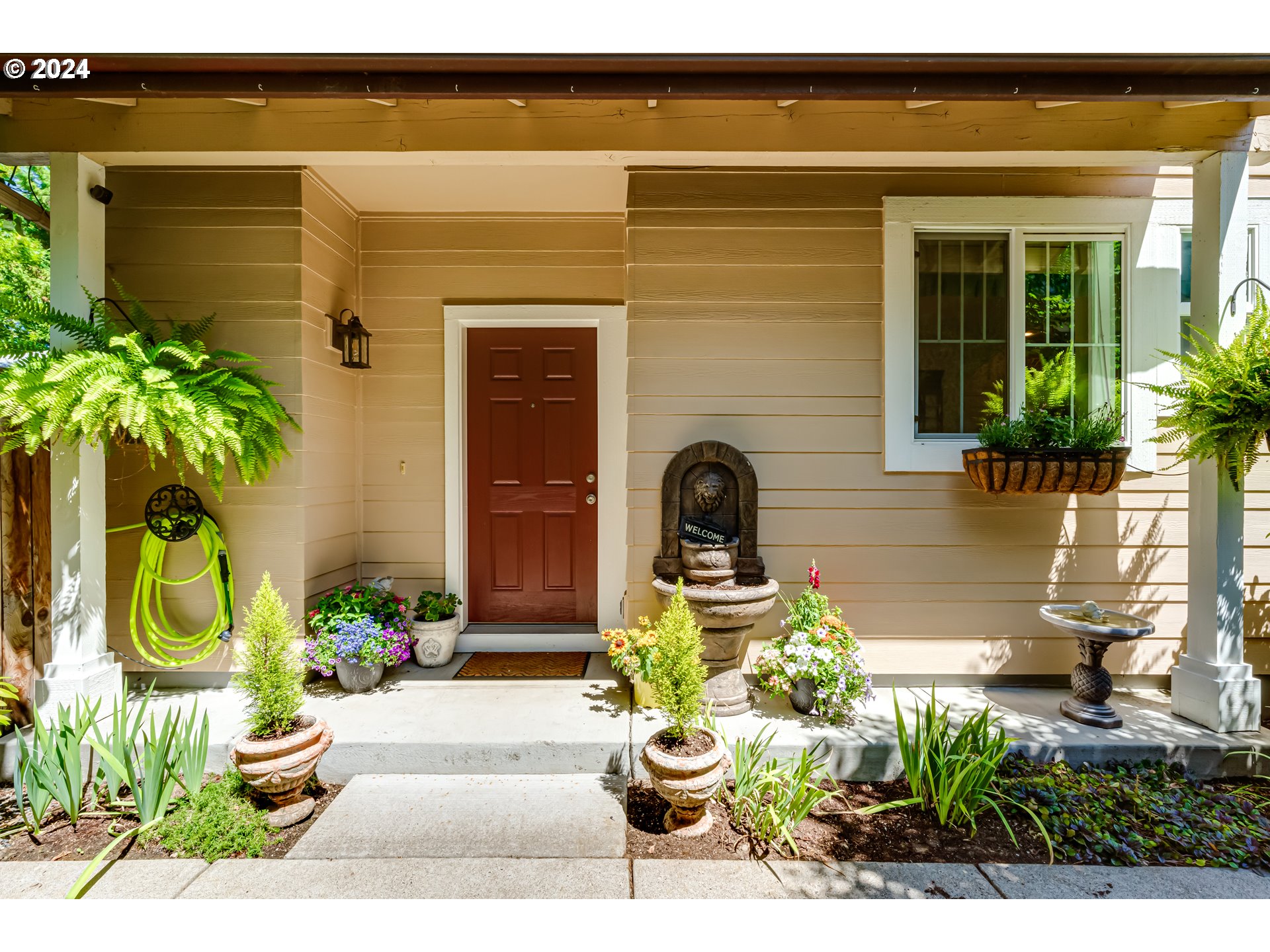 1688 Riley Lane Eugene, OR 97402 - Photo 2 of 44 Gallery Image 2