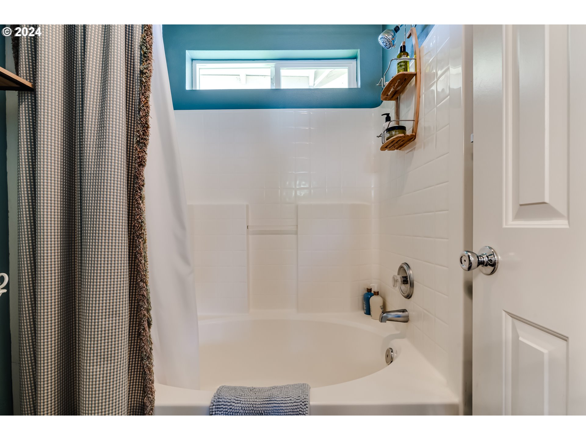 1688 Riley Lane Eugene, OR 97402 - Photo 24 of 44 Gallery Image 24