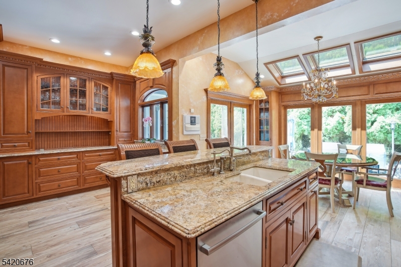 49 Cherokee Court Sparta, NJ 07871 - Photo 17 of 38