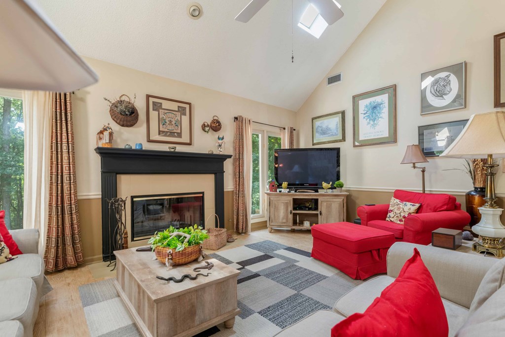 685 Green Ridge Road Cataula, GA 31804 - Photo 7 of 35 Gallery Image 7