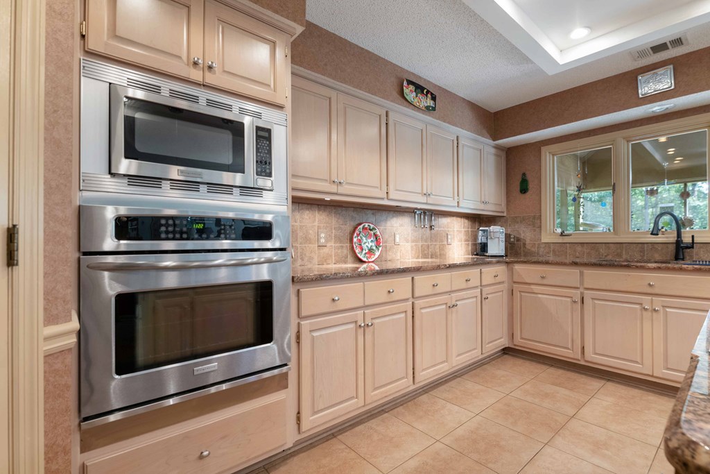 685 Green Ridge Road Cataula, GA 31804 - Photo 10 of 35 Gallery Image 10