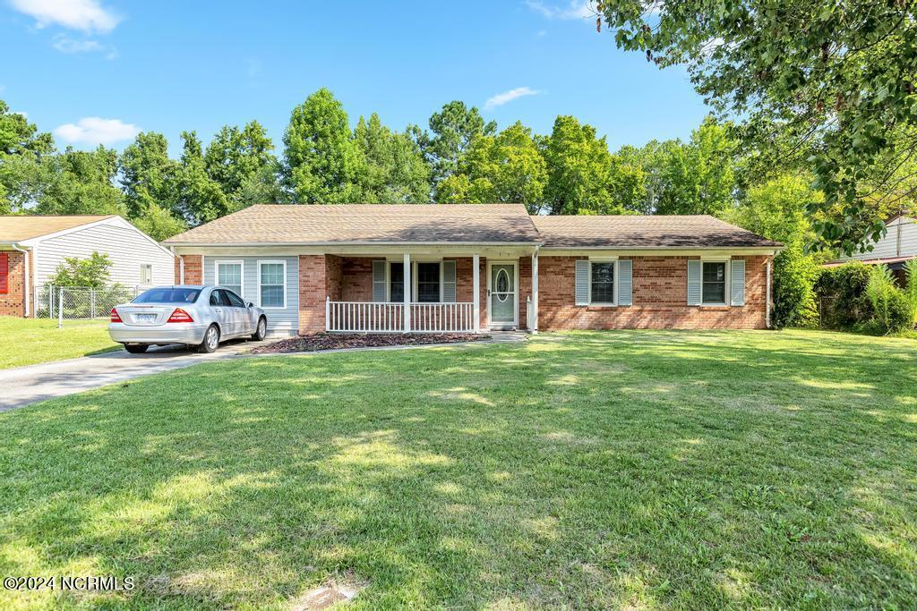 2905 Country Club Road Jacksonville, NC 28546 - Photo 2 of 29 IMG_2199