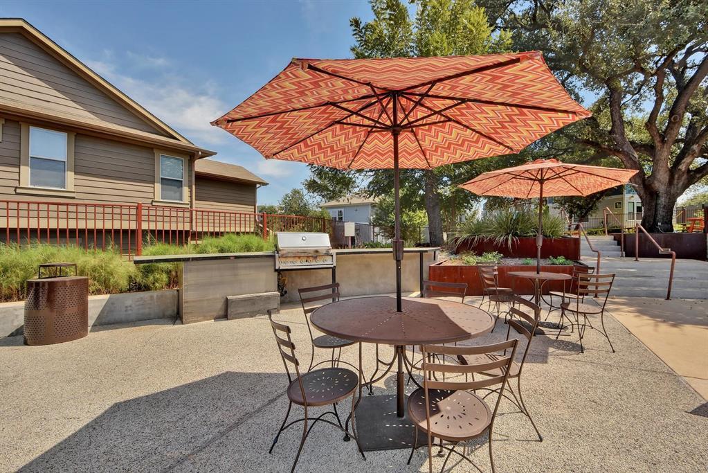 1904 Cleese Drive Austin, TX 78741 - Photo 36 of 39 Room to grill and dine out~