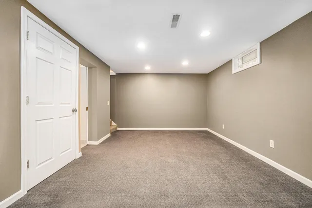 $2,400 | 1760 Woodlawn Avenue Southeast, Grand Rapids, MI 49506