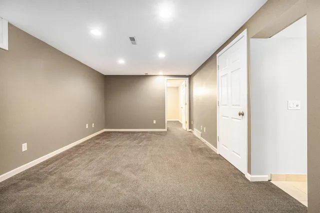 $2,400 | 1760 Woodlawn Avenue Southeast, Grand Rapids, MI 49506