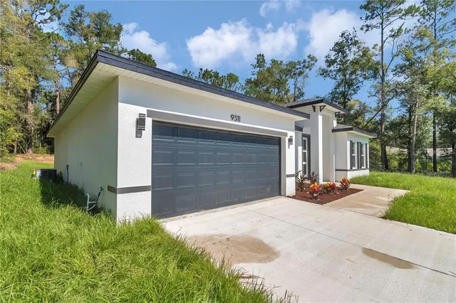 $2,000 | 9311 North Sherman Drive, Citrus Springs, FL 34434