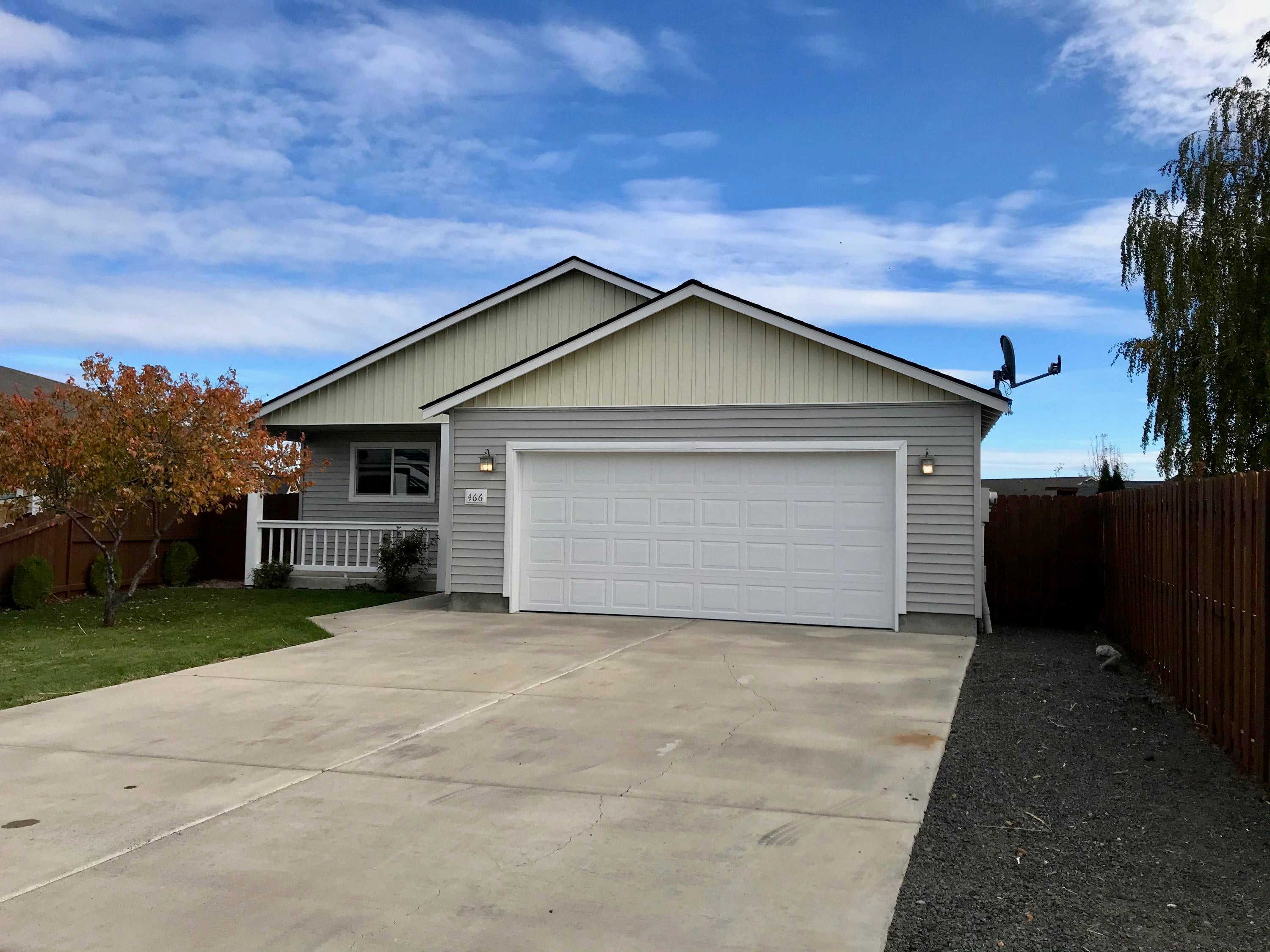 466 Center Ridge Drive Culver, OR 97734 - Photo 1 of 15 IMG_3697