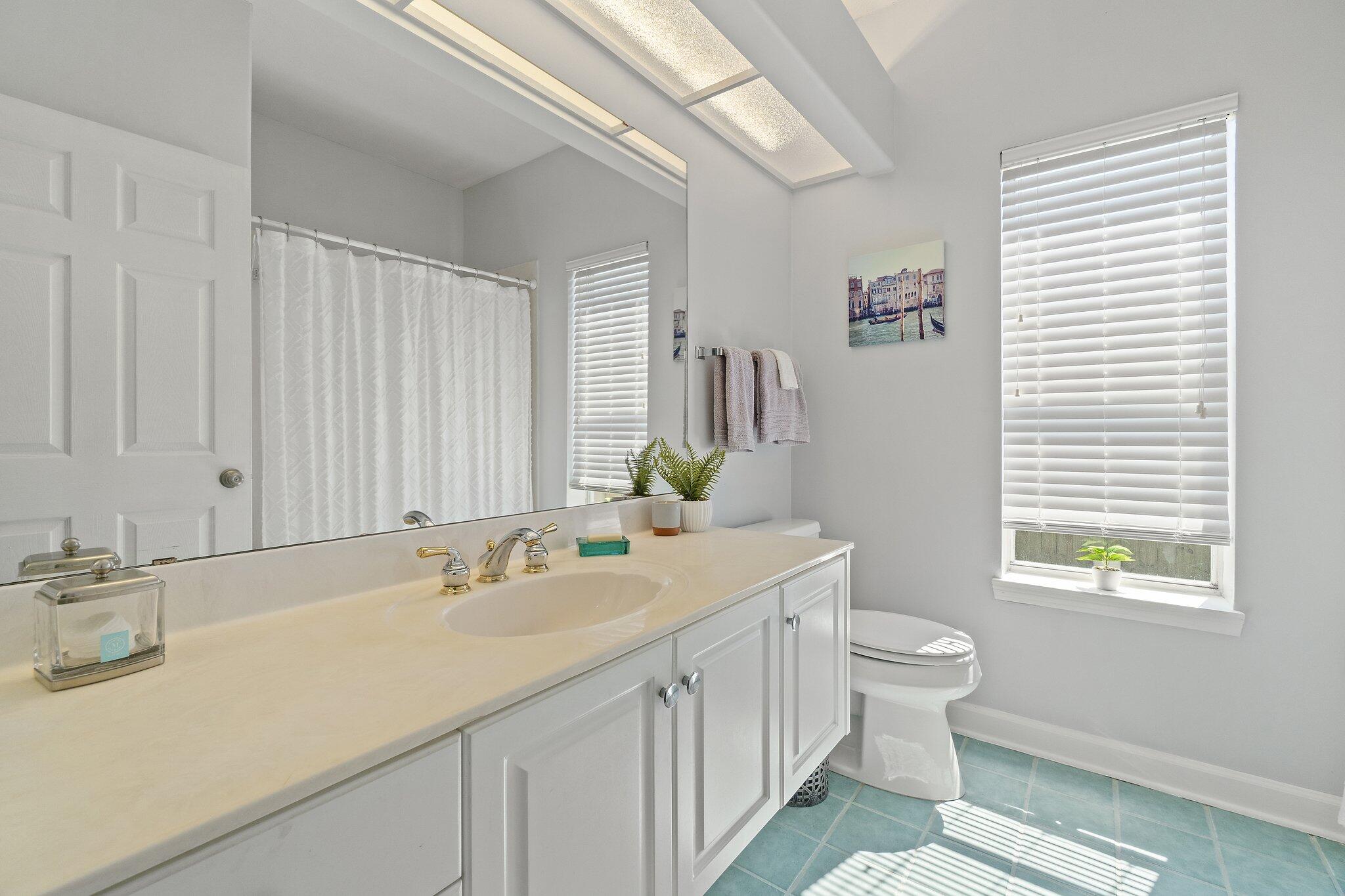 1938 Rue La Fontaine Navarre, FL 32566 - Photo 37 of 59