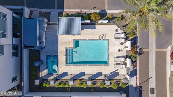 $770,000 | 1555 East Ocotillo Road, Unit 21, Phoenix, AZ 85014