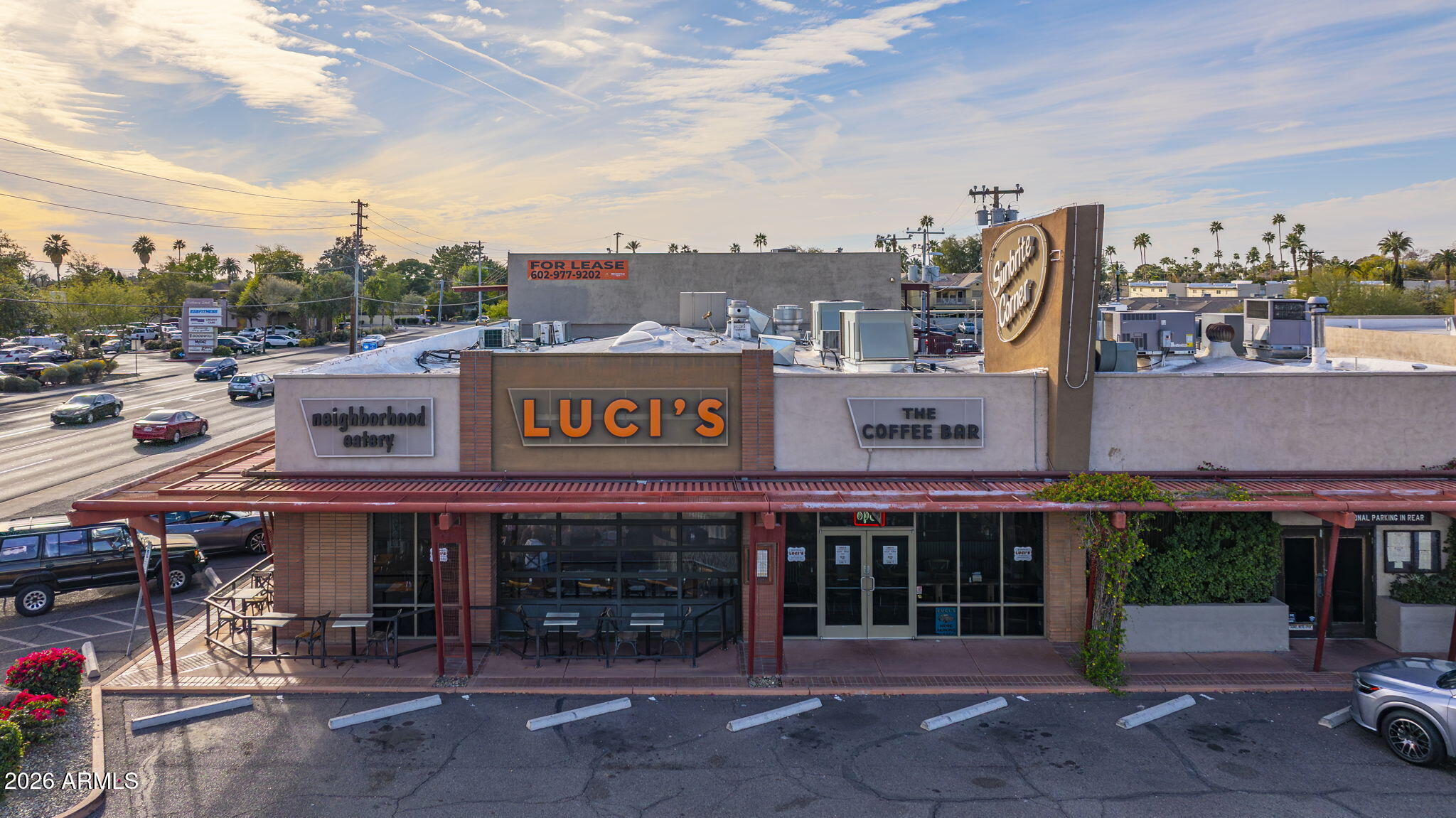 1555 East Ocotillo Road, Unit 21 Phoenix, AZ 85014 - Photo 35 of 39 Amazing Location