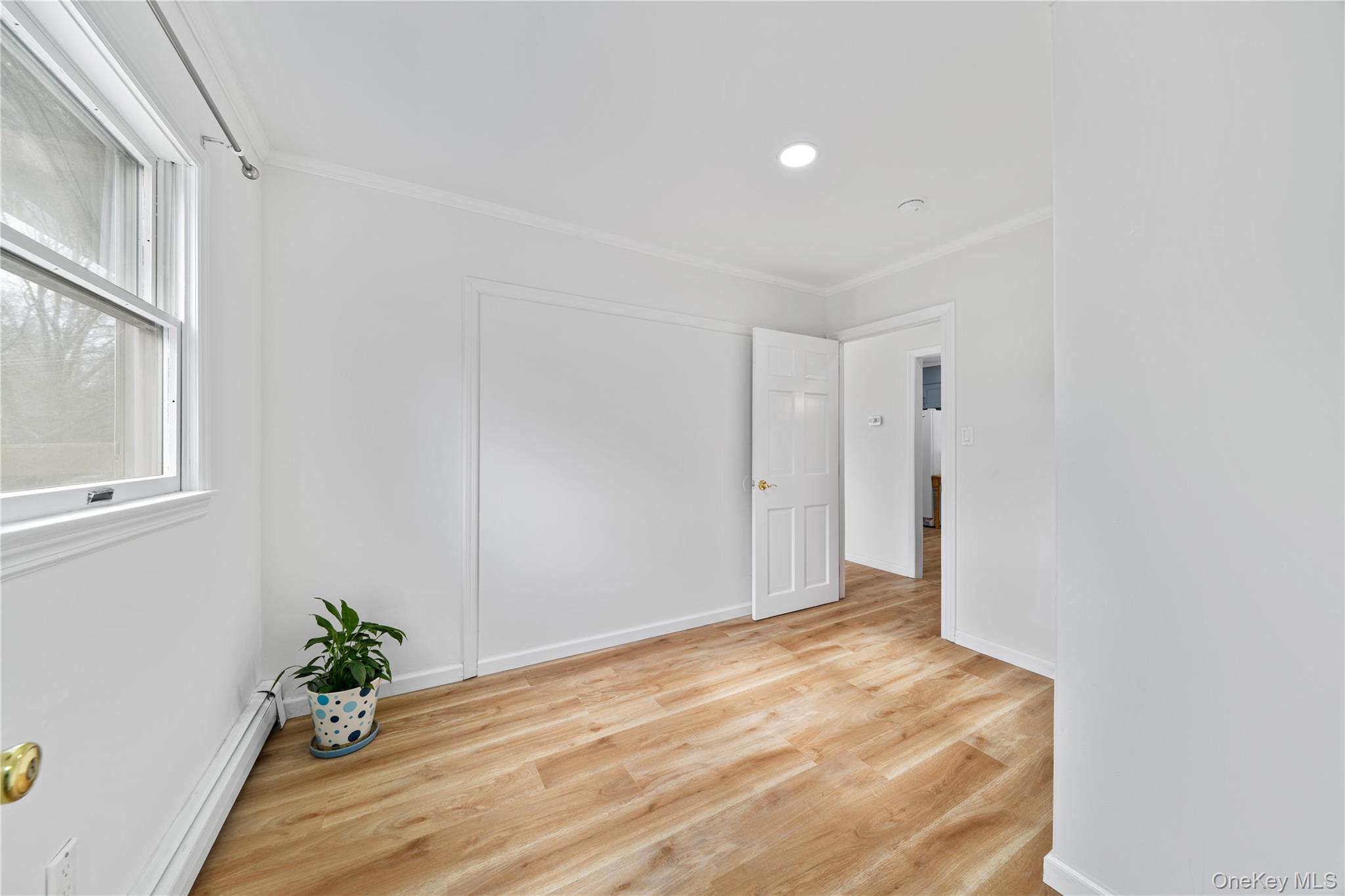 653 Meadow Road Smithtown, NY 11787 - Photo 20 of 38