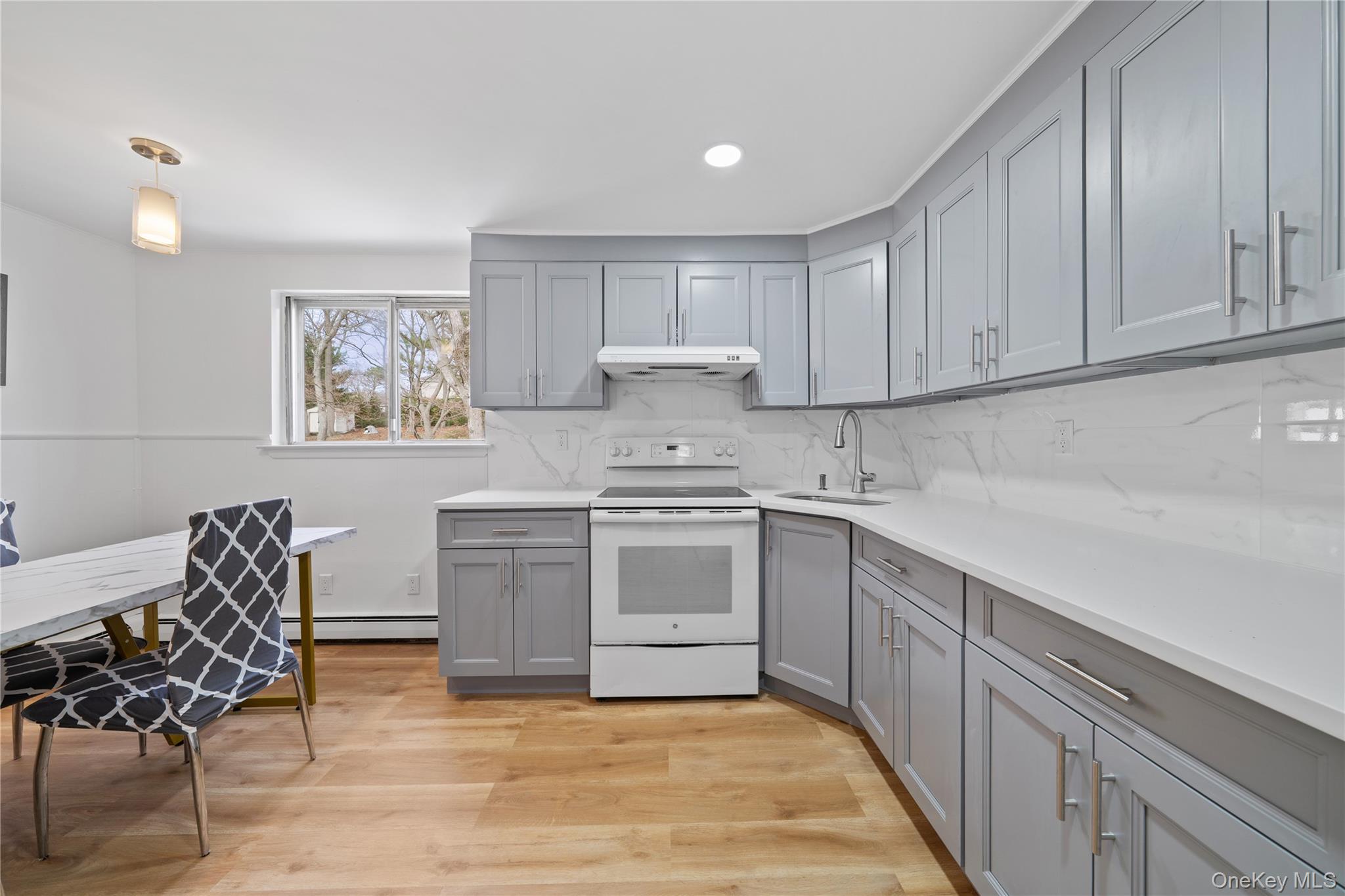 653 Meadow Road Smithtown, NY 11787 - Photo 26 of 38
