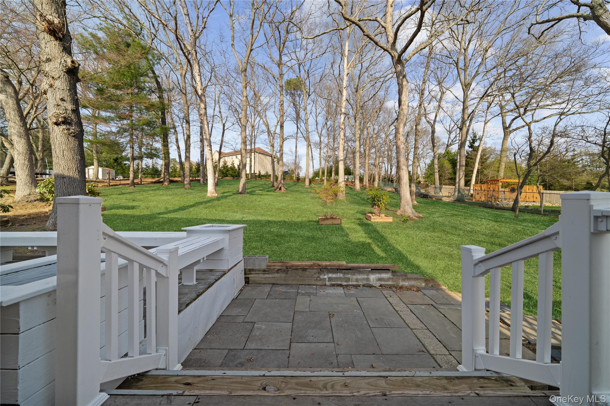 653 Meadow Road Smithtown, NY 11787 - Photo 35 of 38