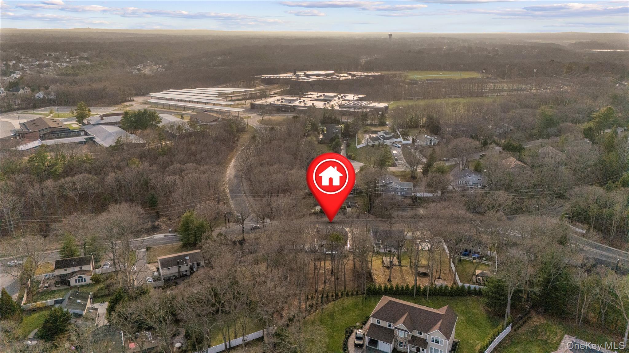 653 Meadow Road Smithtown, NY 11787 - Photo 7 of 38