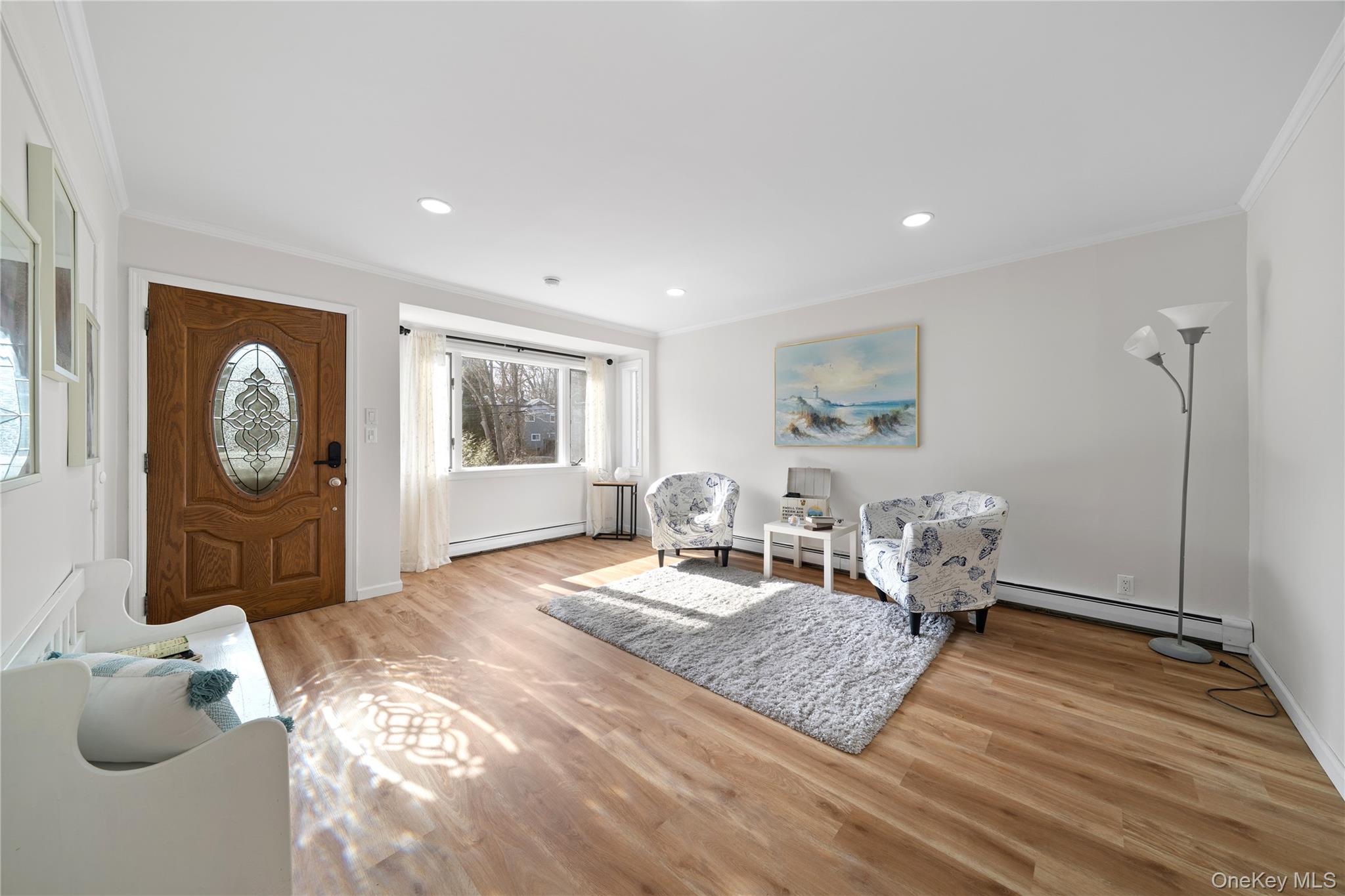 653 Meadow Road Smithtown, NY 11787 - Photo 10 of 38