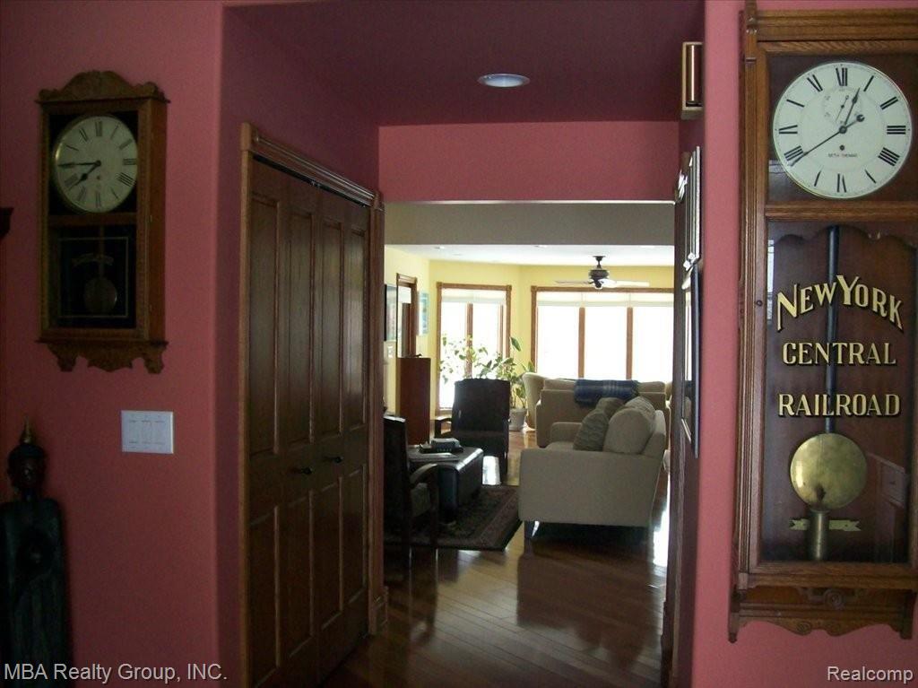 2000 Carleton Rockwood Road Carleton, MI 48117 - Photo 3 of 25 Entrance