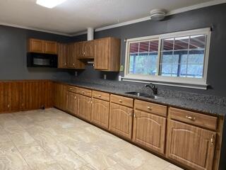 2618 Forest Road Chattanooga, TN 37406 - Photo 8 of 30 kitchen view