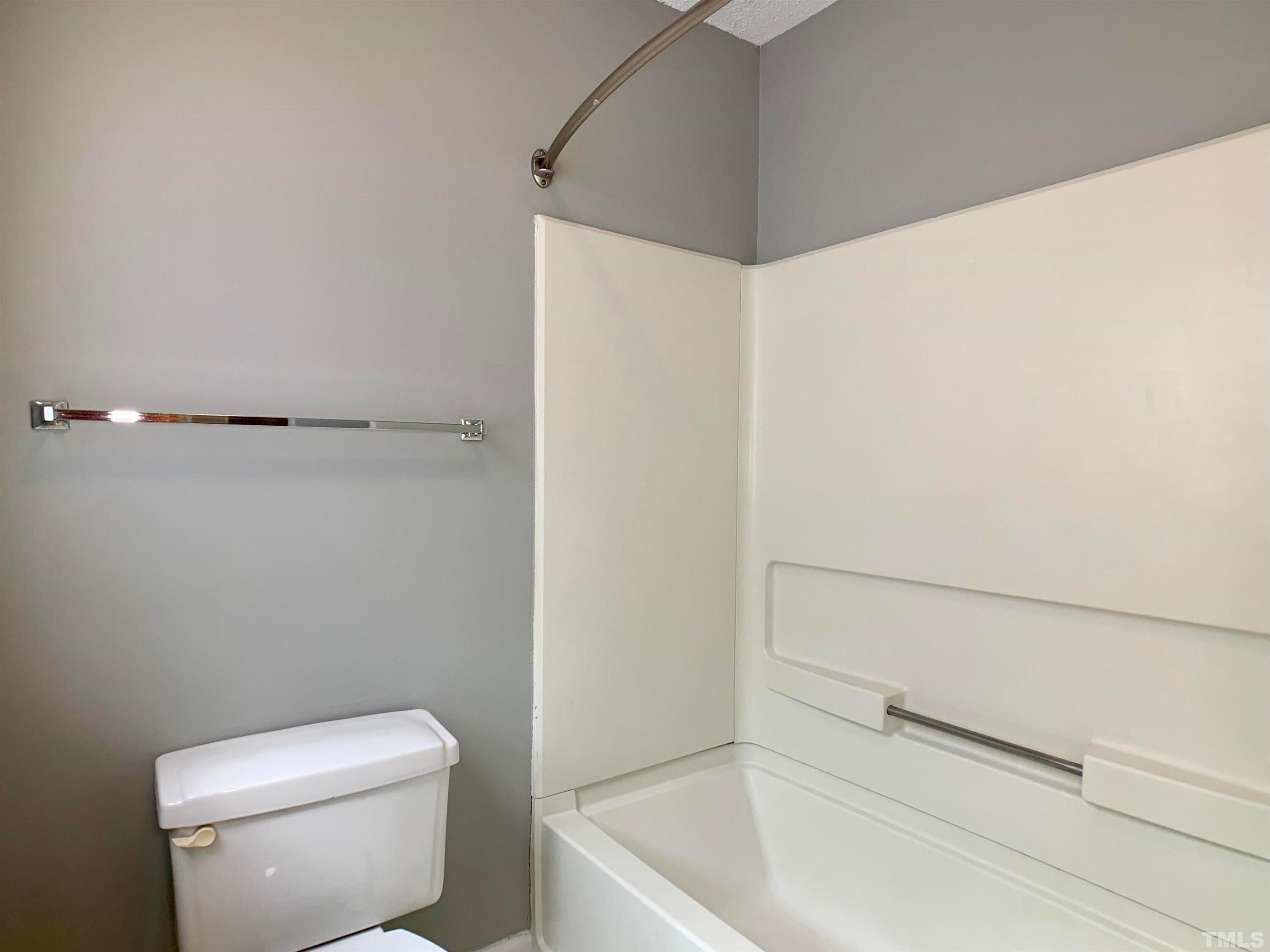 1073 Mills Street Raleigh, NC 27608 - Photo 11 of 21 Photo #11