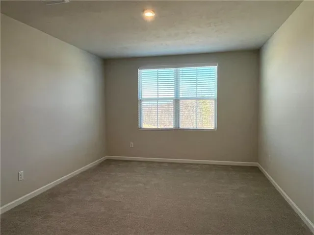 $2,000 | 214 Smith Lane, Beaver Falls, PA 15010