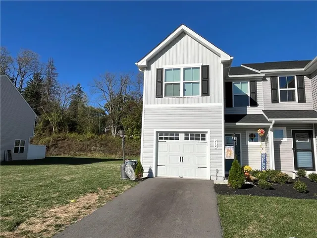 $2,000 | 214 Smith Lane, Beaver Falls, PA 15010