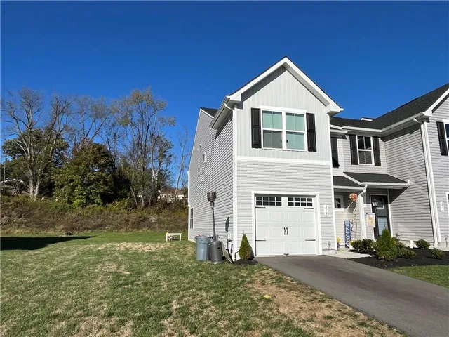 $2,000 | 214 Smith Lane, Beaver Falls, PA 15010