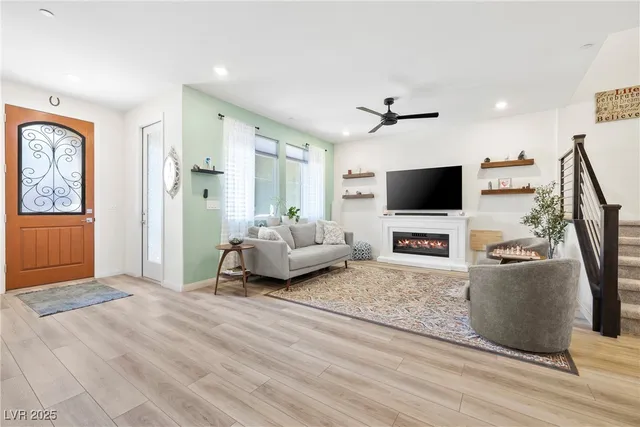 $405,000 | 3440 Covilha Lane, Henderson, NV 89044