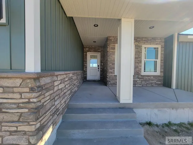 $549,000 | 341 North 690 West, Blackfoot, ID 83221