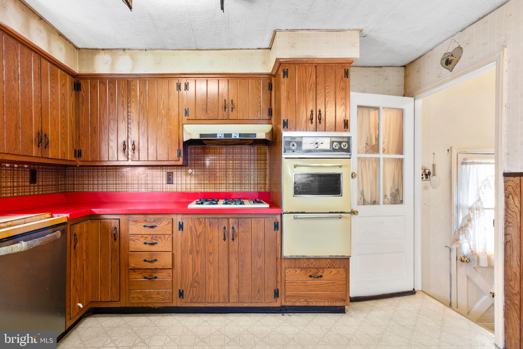 1083 Chews Landing Road Clementon, NJ 08021 - Photo 13 of 35