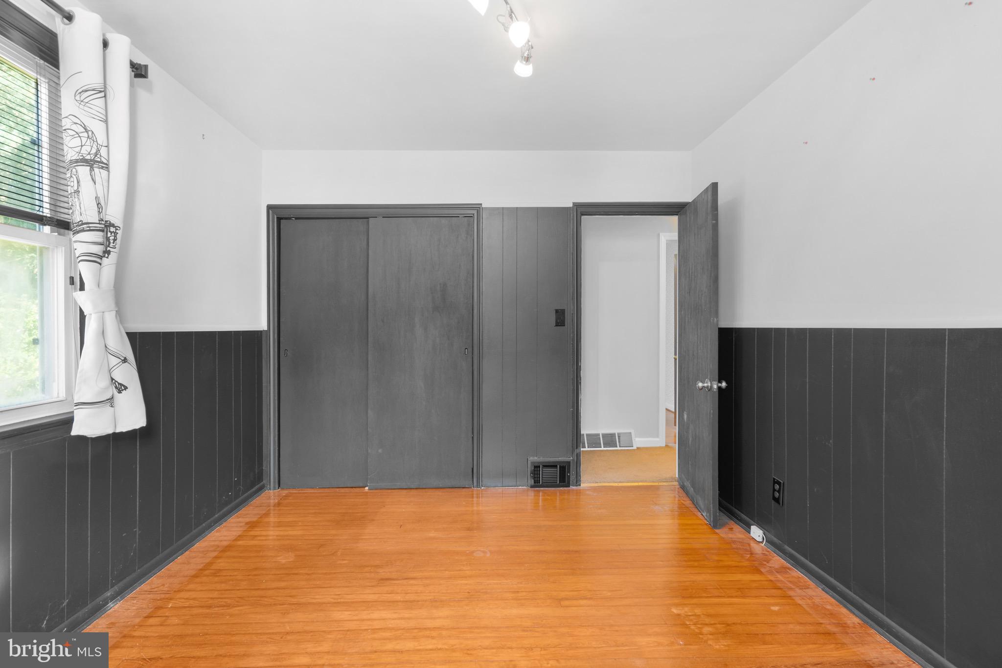 1083 Chews Landing Road Clementon, NJ 08021 - Photo 22 of 35