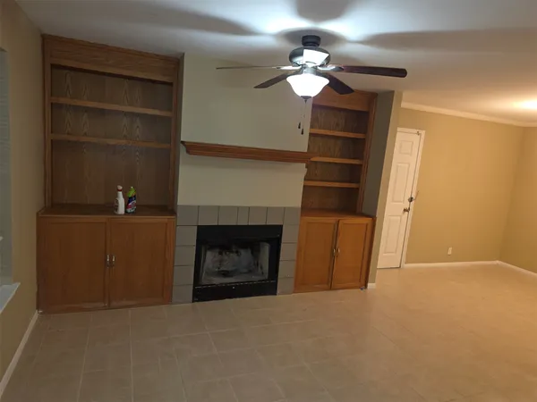 $2,300 | 502 Dewberry Drive, Cedar Park, TX 78613