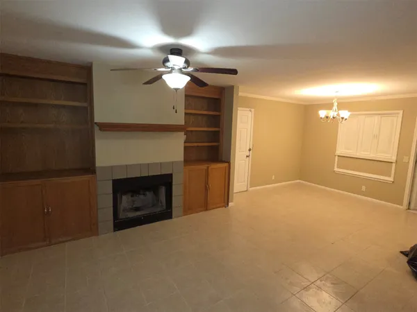 $2,300 | 502 Dewberry Drive, Cedar Park, TX 78613