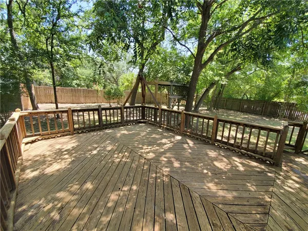 $2,300 | 502 Dewberry Drive, Cedar Park, TX 78613