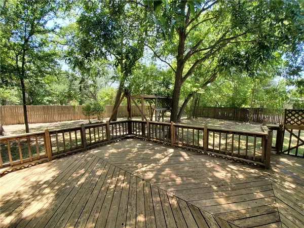 $2,300 | 502 Dewberry Drive, Cedar Park, TX 78613