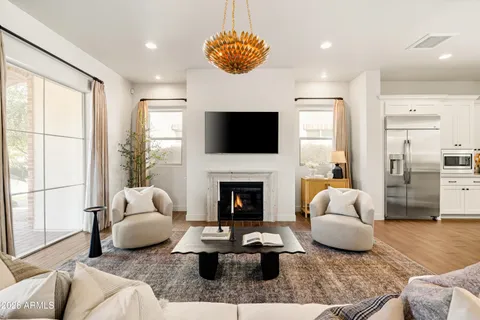 $1,400,000 | 625 West Echo Lane, Phoenix, AZ 85021